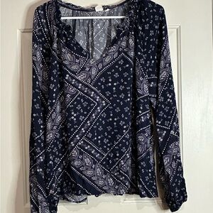 GAP Dark Blue and White Patterned Blouse